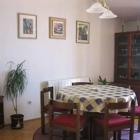 Apartment Apartman Dado Podgora (Split-Dalmatia)